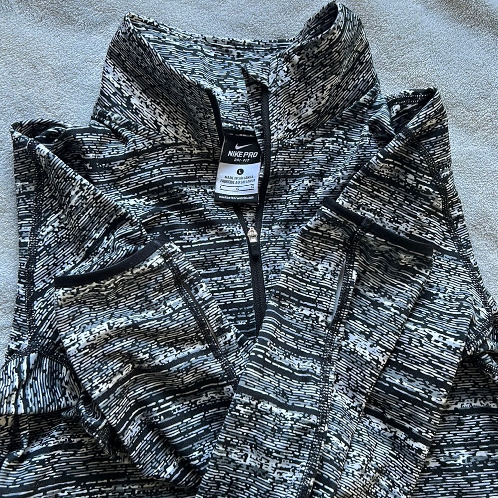 Nike pro dry fit 3/4 zip up